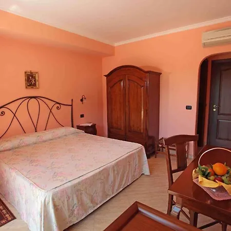 Veronica Country house Giardini Naxos
