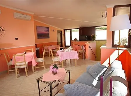 Veronica Country house Giardini Naxos
